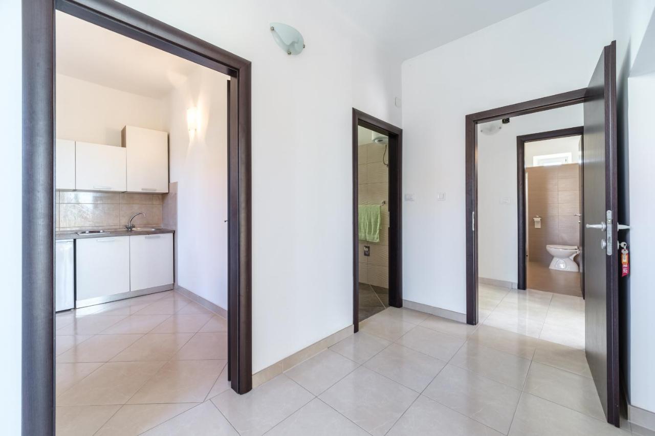 Beach Paradise Apartments Podstrana Esterno foto
